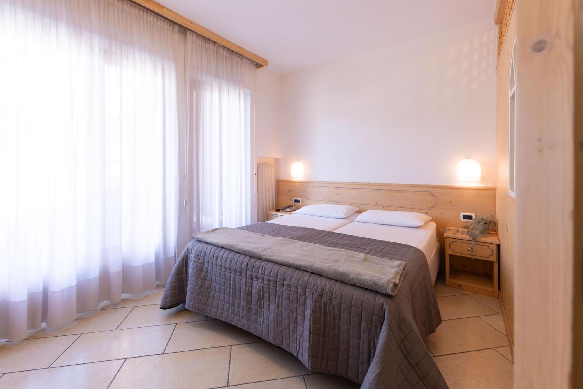 Comano Vacanze Appartamenti Comano Terme Exterior photo